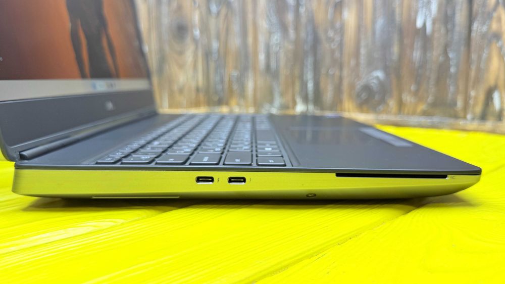 Супер Ціна! Потужний Професійний Ноутбук Dell Precision 7560 /Core i7-11850H/Quadro T1200 4 GB