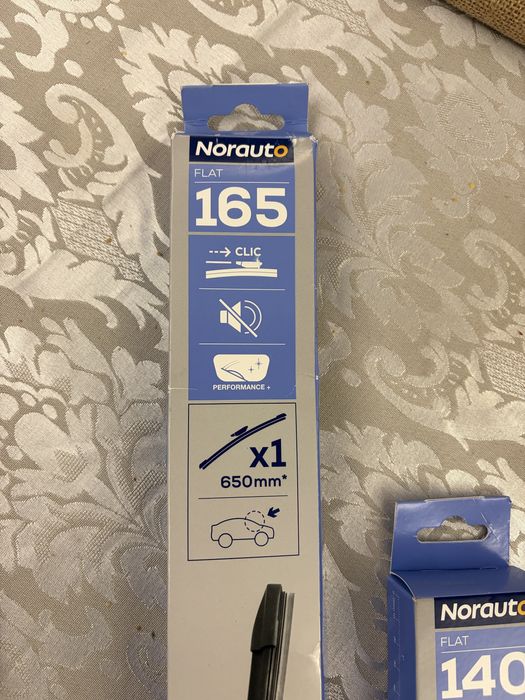 Escovas limpa pára-brisas (NORAUTO)