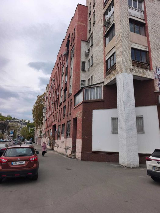 Продам 3к.кв. Поділ. вул. Оболонська, 13/15