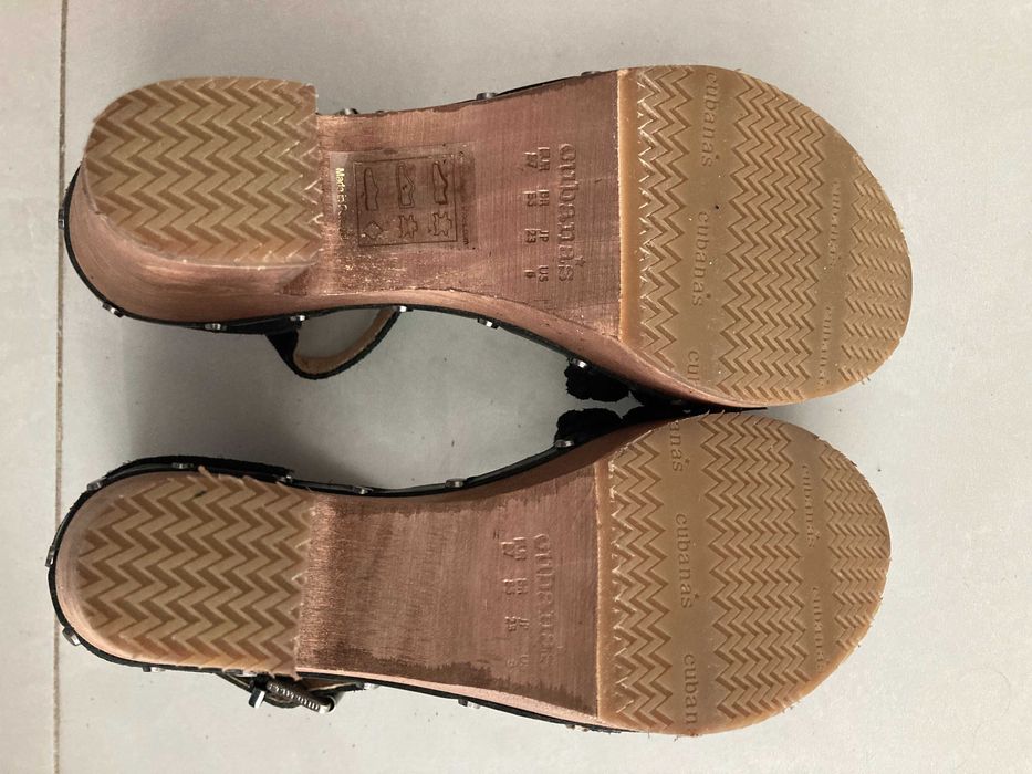 Sandálias Cubanas Camurça Pretas