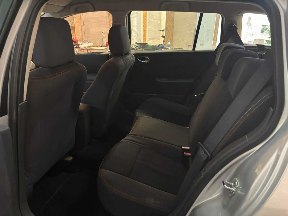 Renault Megane 1.5 DCI — photo 3