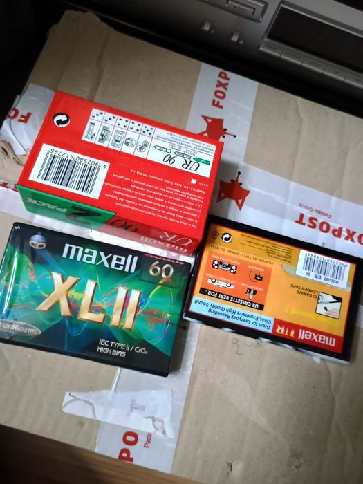 Kasety magnetofonowe maxell
