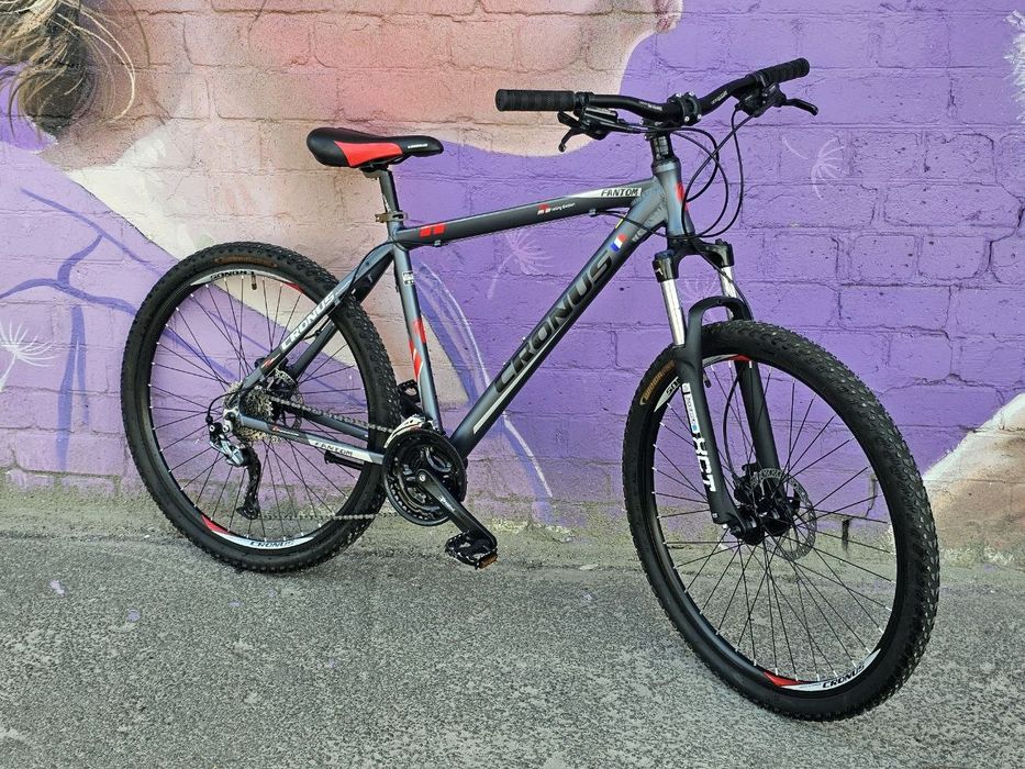 Фирменый велосипед 27.5 на дисковой гидравлике и Shimano