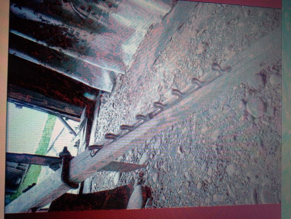 плуг для коня с колісницею.