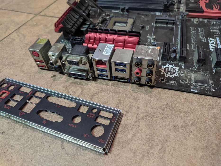 MSI z97 G45 GAMING (майже робоча)
