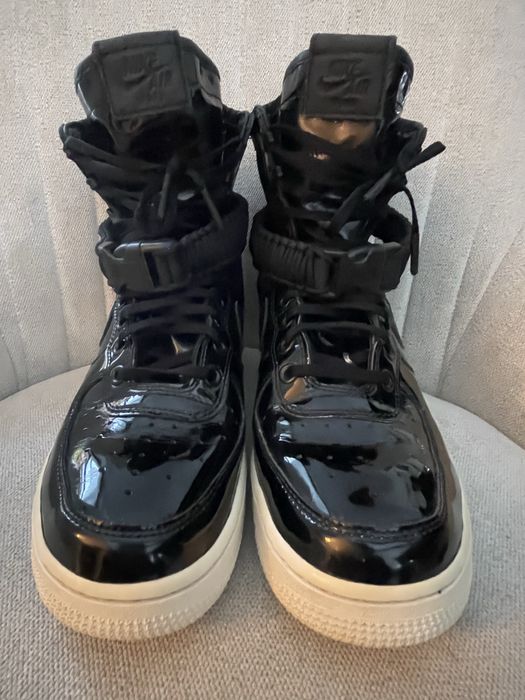 Nike Air Force 1 SE Premium czarne skora 39