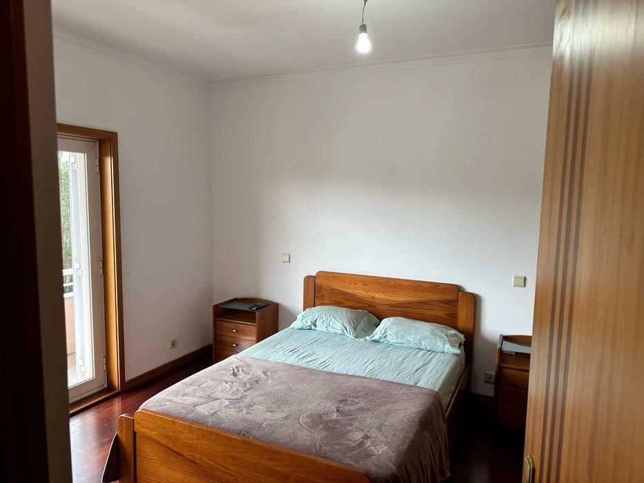 Quarto Mobilado com Varanda em Avintes – Vila Nova de Gaia