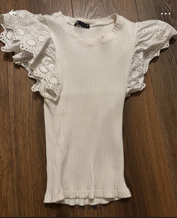 Paka ubran damskich i akcesoriow