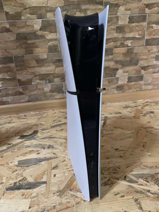 PS5 slim 825гб ідеал