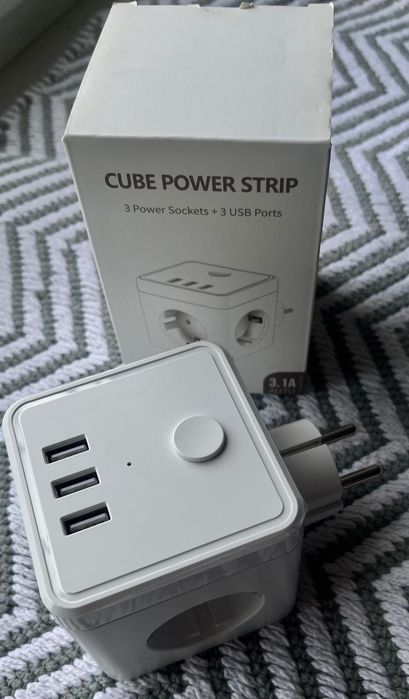 Розетка/Адаптер/подовжувач/мереже/електроніка/USB порти/розумний дім/розетка/WIFI/Apple/офіс/дім/інтер'єр/чоловіче/жіноче/Амазон/адаптер/дизайн/гаджет