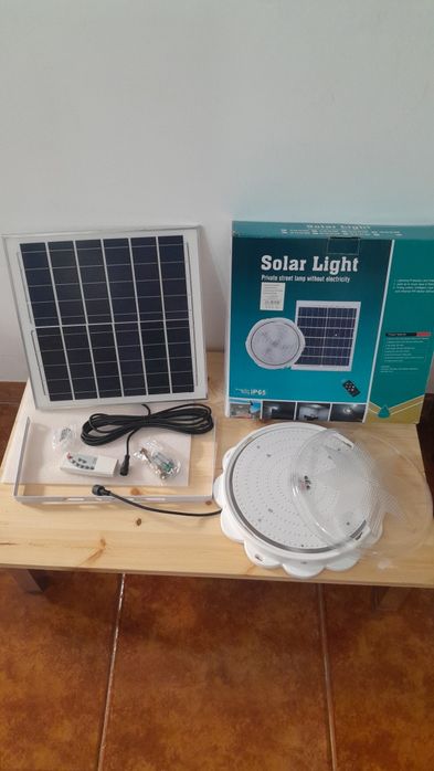 Candeeiro Solar LED 300W – O teu herói nos apagões (e no Apocalipse ta