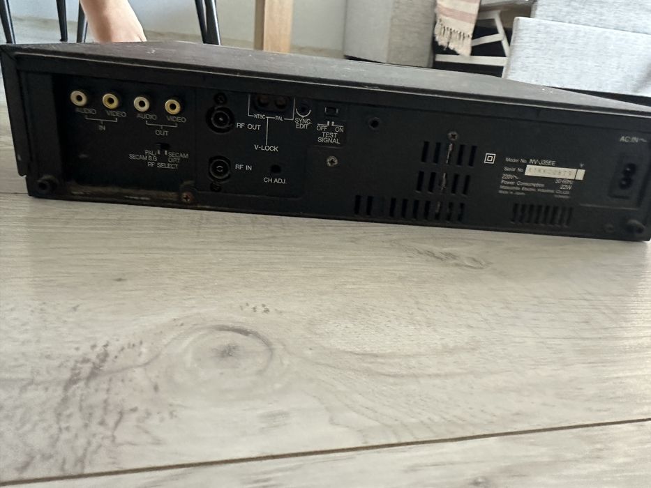 magnetowid VHS Panasonic NV-J35HQ.