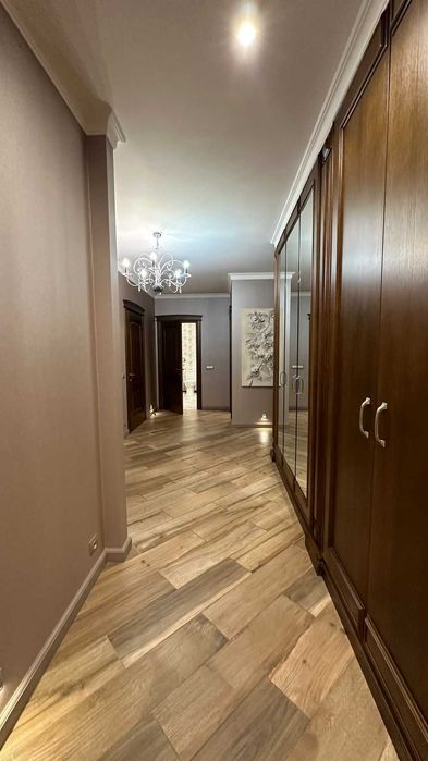 Сдам 4-к квартиру в Академгородке, парк Победы