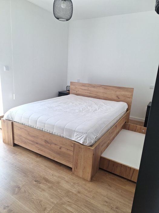 Cama + colchão 160×200