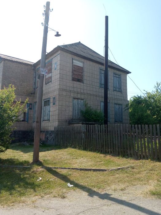 Продається адмінбудівля с.Українка