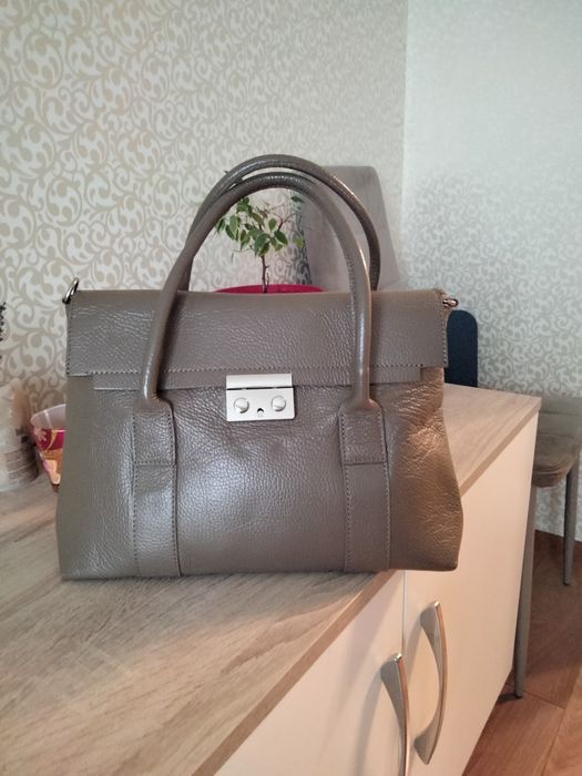 Продам кожану сумку