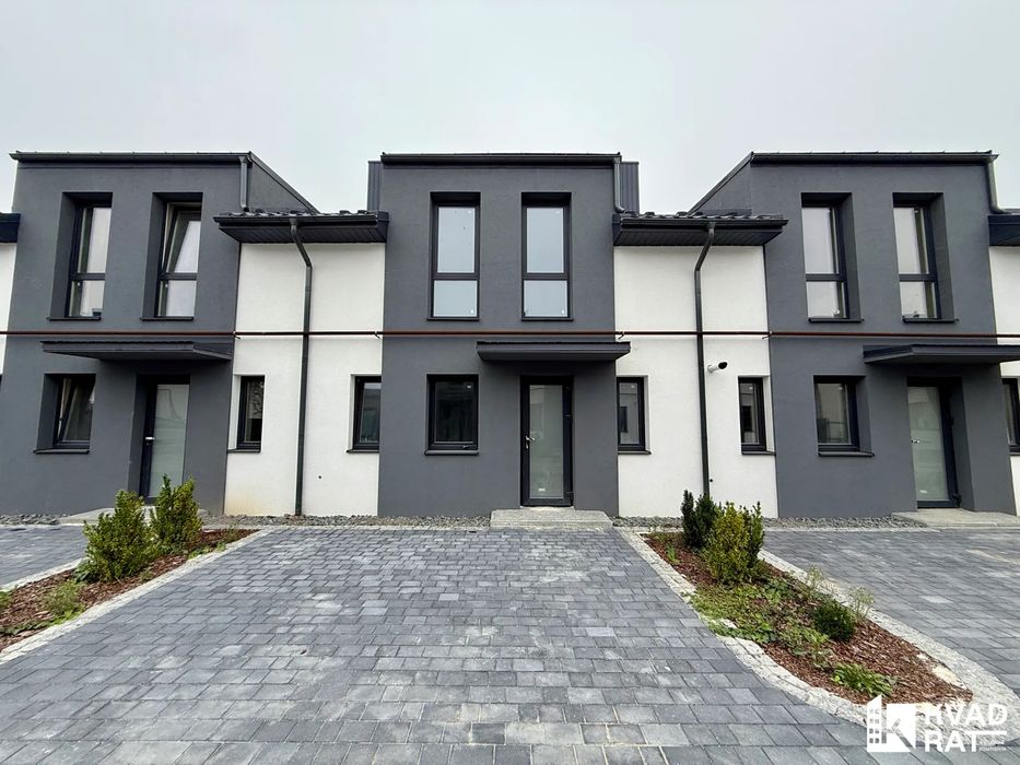 Зданий таунхаус 125 м у Крихівцях готовий до ремонту