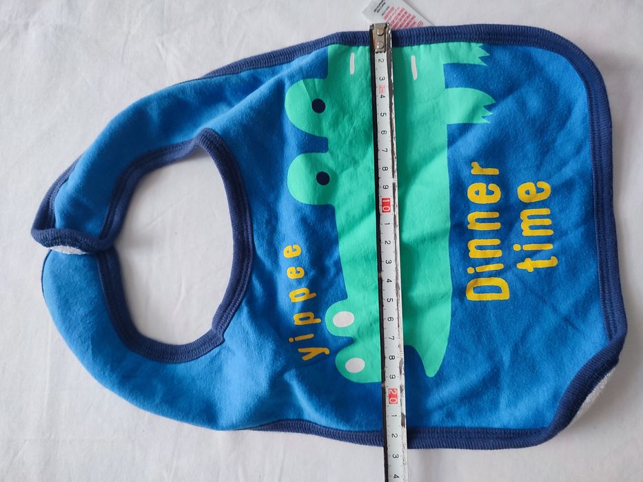 Nowy śliniaki dla dziecka