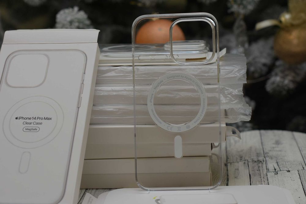 Оригинальный прозрачный чехол Clear Case iPhone Magsafe анимация