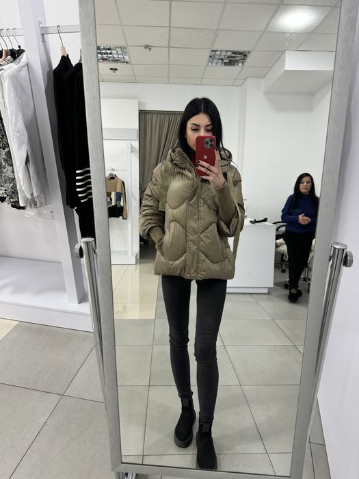 Продам новую зимнюю куртку Италия