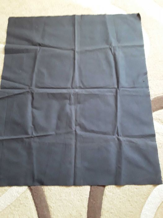 Продам  отрез на платье  трикотаж 1,5х1,35 и тик разм. 91смХ77см