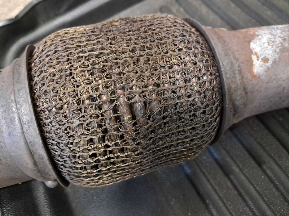 Tłumik wydech środkowy PRAWY AUDI S4 RS4 B8 S5 RS5 8T