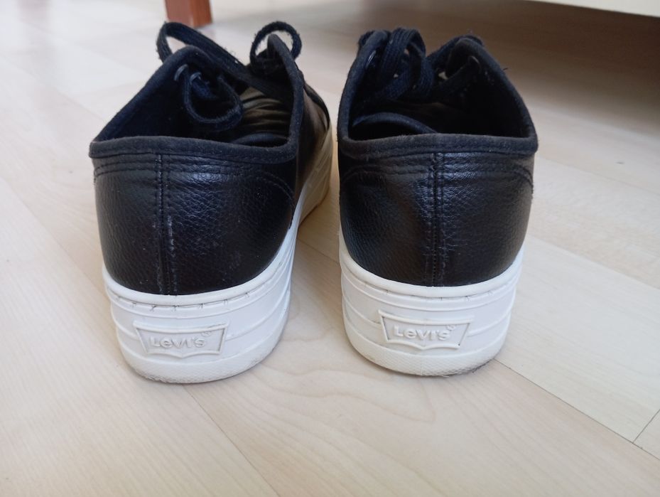 Buty na grubej podeszwie