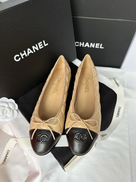Baleriny Chanel beige leather