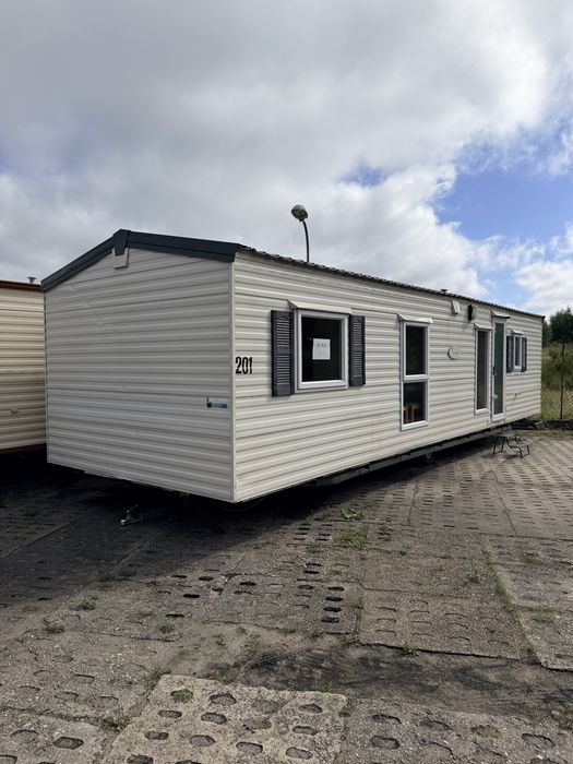 Domek holenderski/angielski Atlas 10m/3.1m, trzy sypialnie, transport
