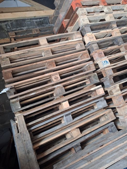 Sprzedam palety przemysłowe 120×100 , 120×80