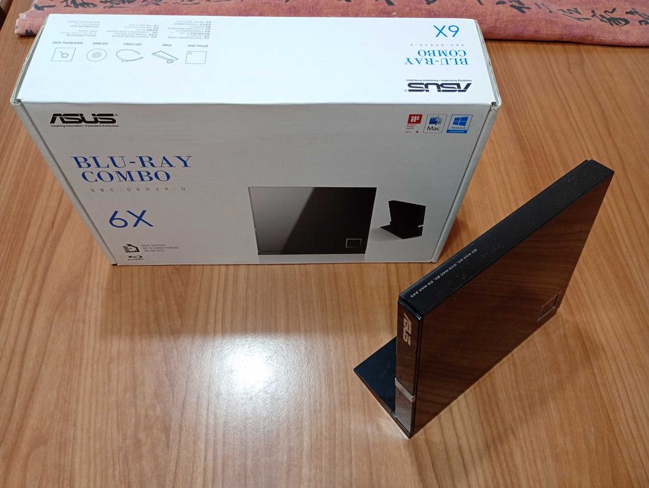 Gravador de Blu Ray da Asus, modelo SBC-06D2X-U