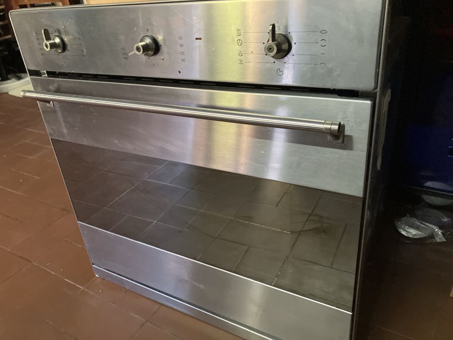 Forno Smeg elétrico