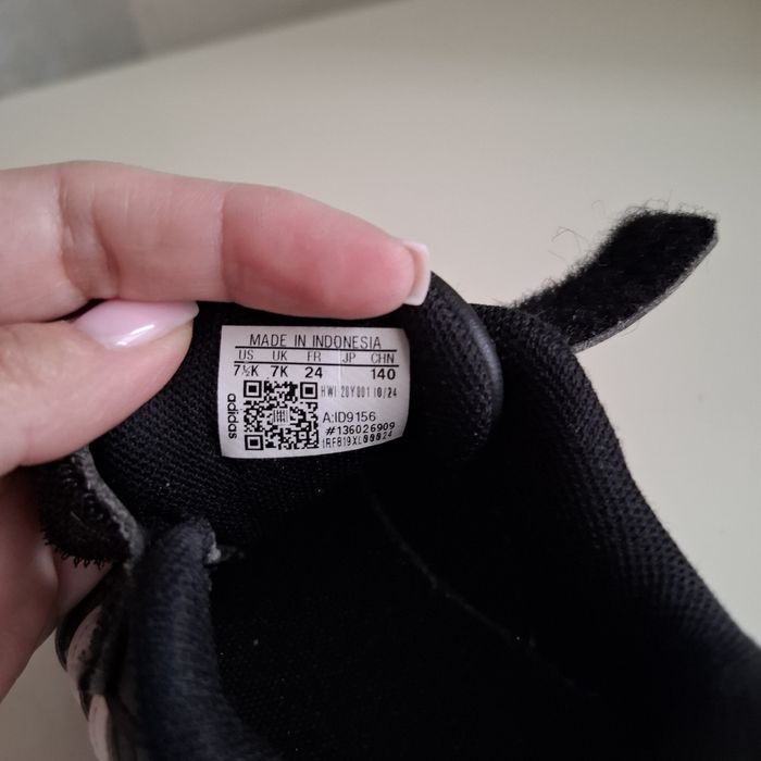 Кросівки adidas, р 24