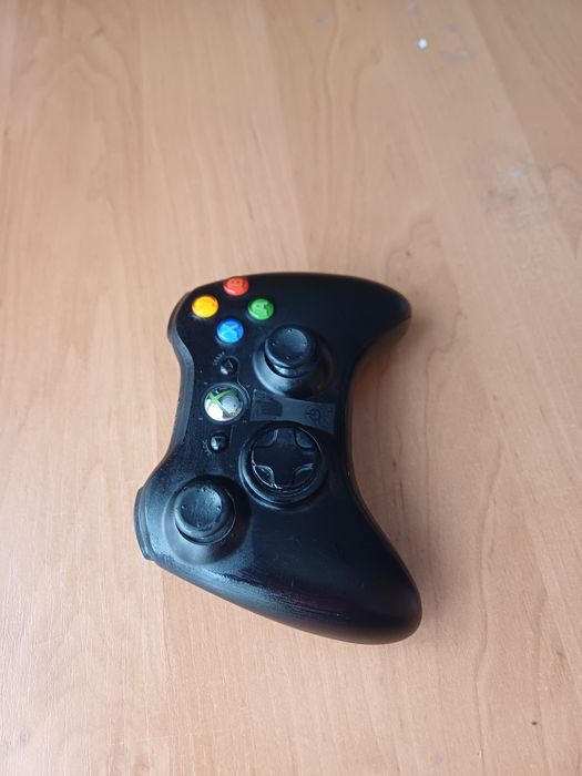 Xbox 360 SLIM + pad + zasilacz | sprawna