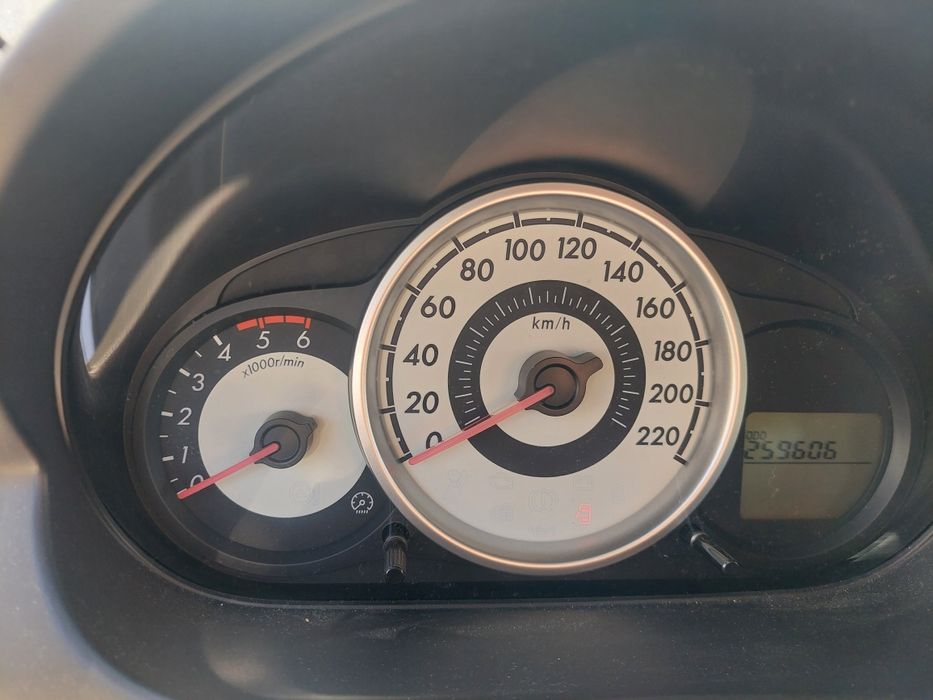 Mazda 2 z 2010 roku