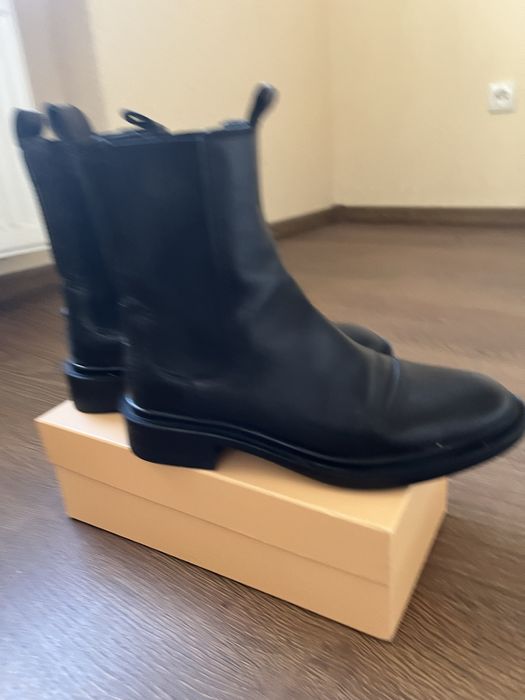 Шкіряні челсі в ідеальному стані