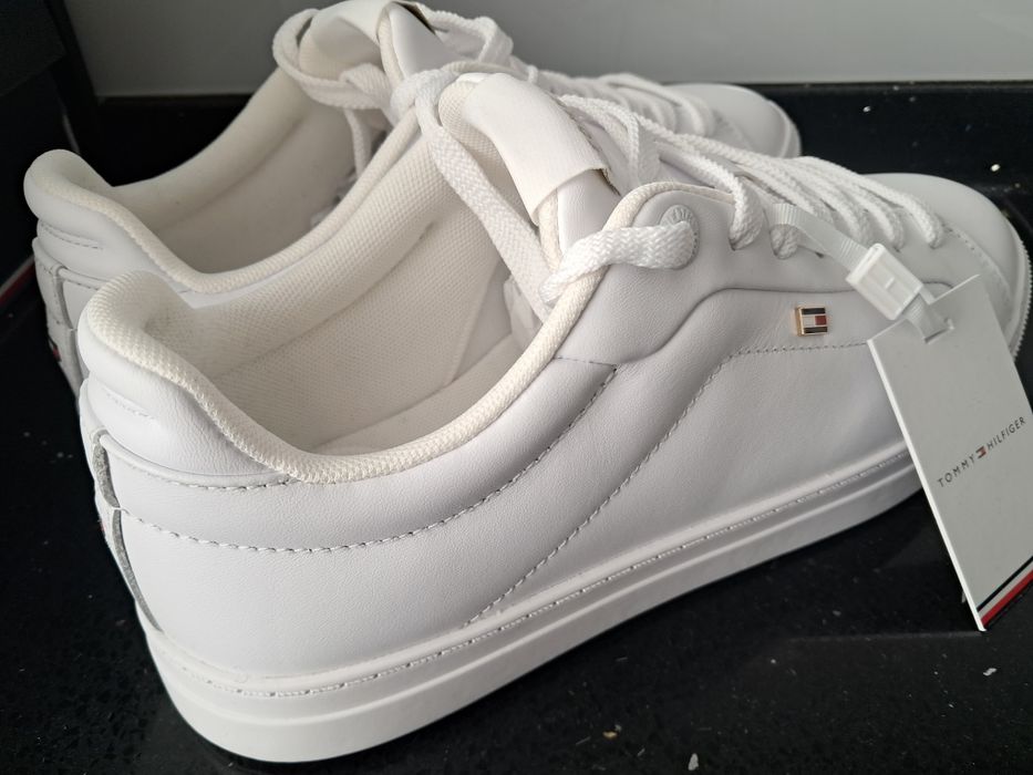 Tommy Hilfiger Rozm.40/26cm.