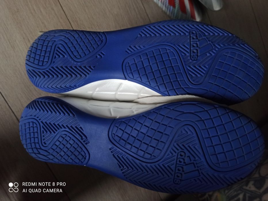 Halówki + ochraniacze piszczeli