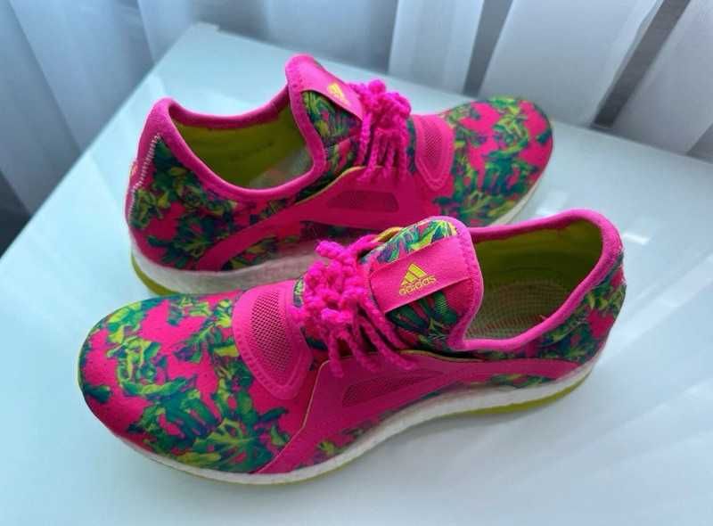 ADIDAS pureboost women - shock pink semi solar slime 38.5