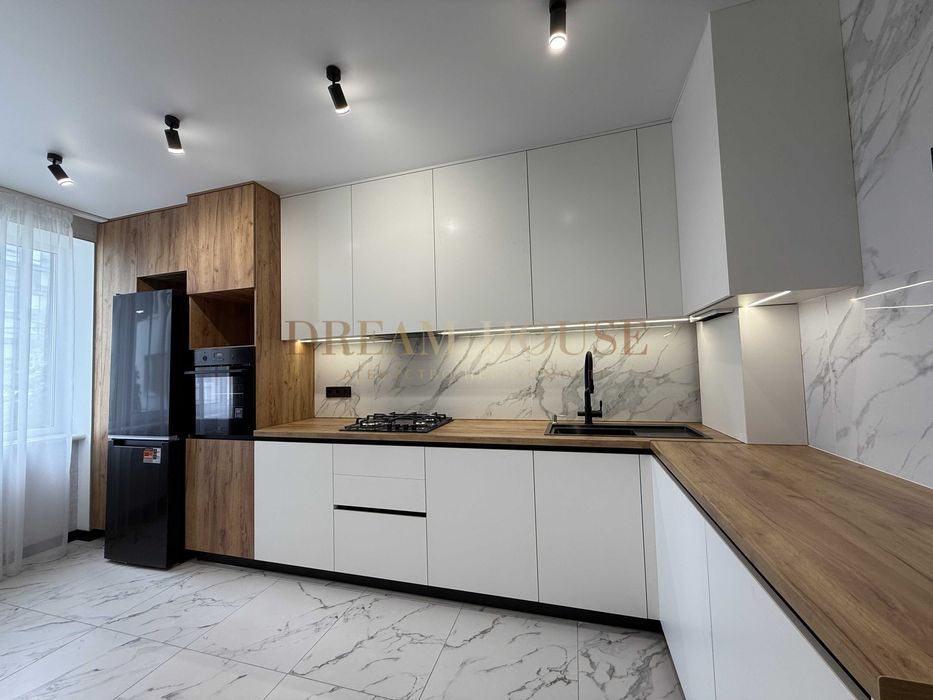 Класна нова євродвушка!