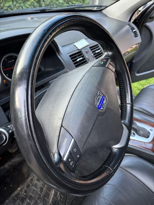 Продаю VOLVO xc90 disel 2.4 2013 automatic