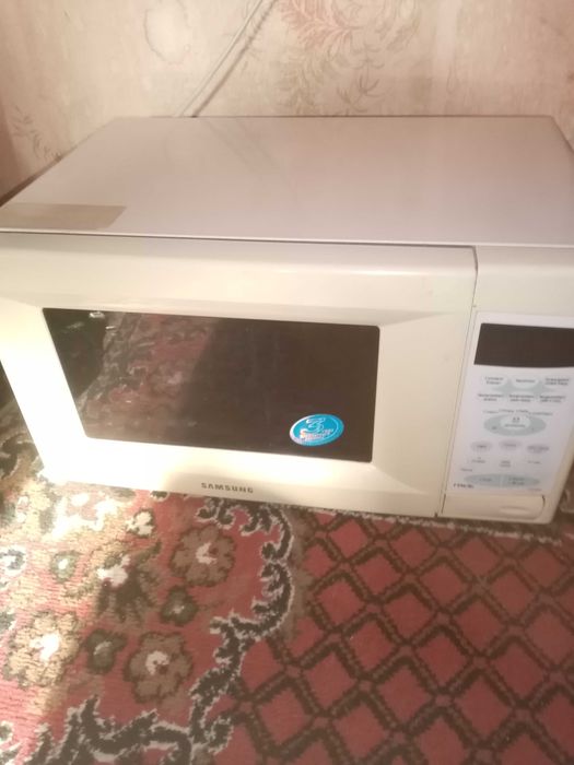 Продам микроволновая самсунг. В хорошем состоянии. С грилеи