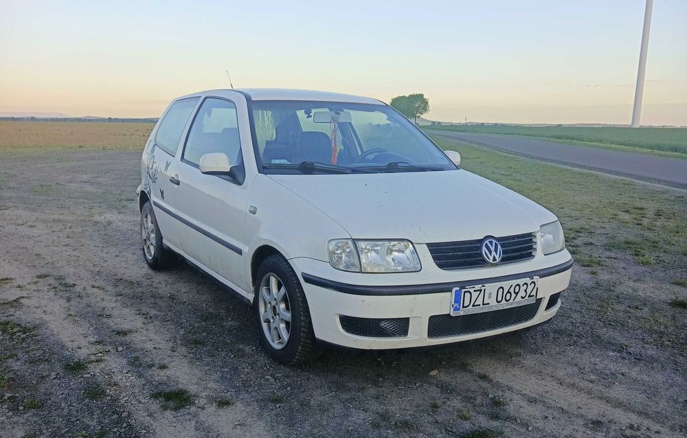 samochód volkswagen polo