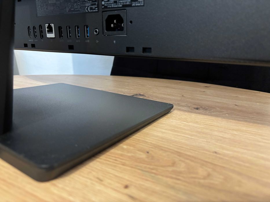 Komputer Dell AIO Optiplex 7480 i3 10 gen/16GB RAM/256GB SSD/W11 PRO