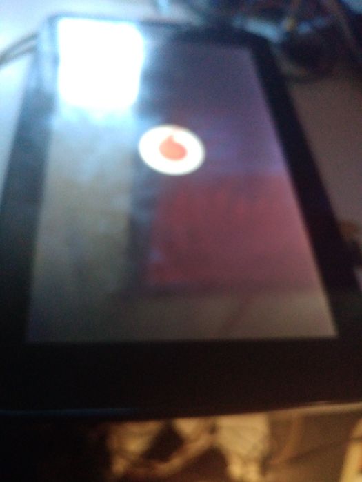 Vendo   table a funcionare bem