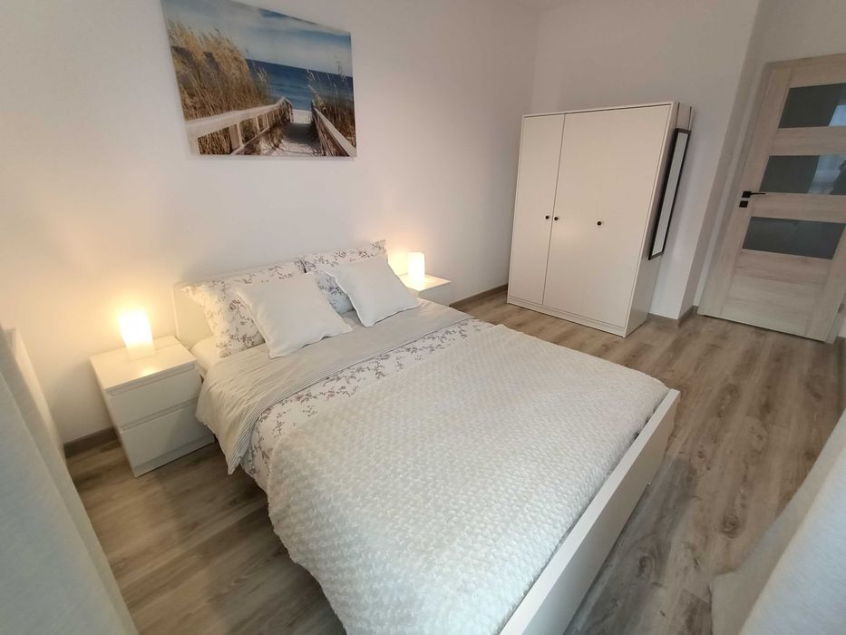 Mieszkanie, siłownia, coworking, sauna od września na minimum rok.