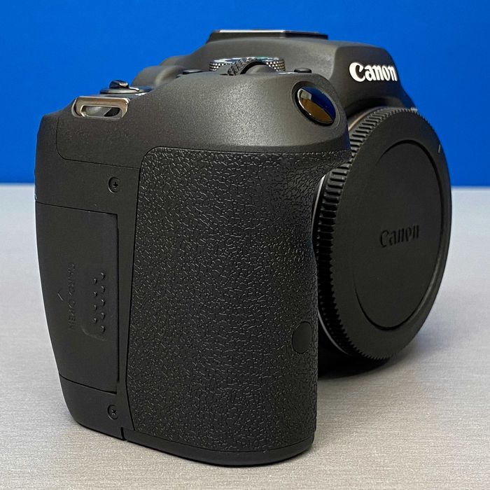 Canon EOS R7 (Corpo) - 32.5MP