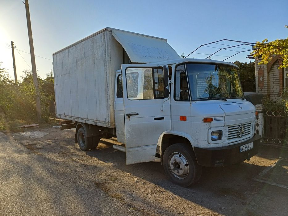 Продам Мерседес 508 - фургон 5+1