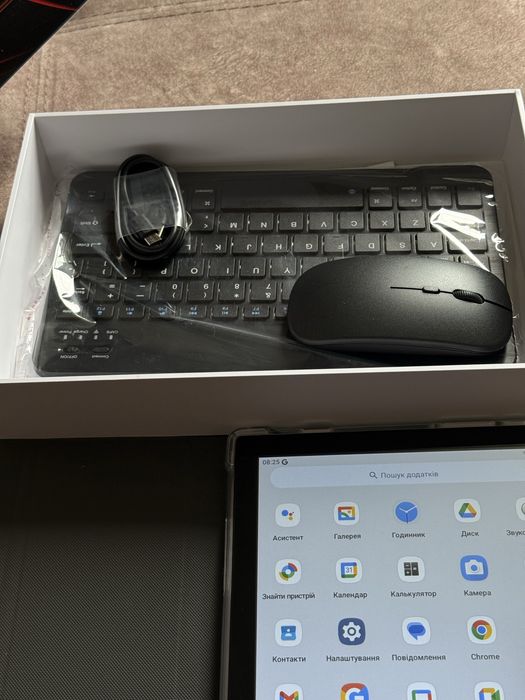 Планшет android (з Тему) з клавітурою і мишкою