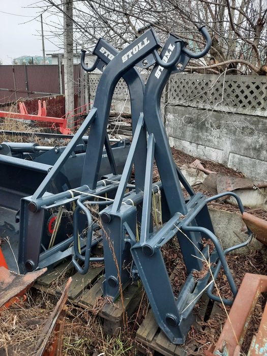 Робочі органи до фронтального навантажувача Stoll (Німеччина) та інших